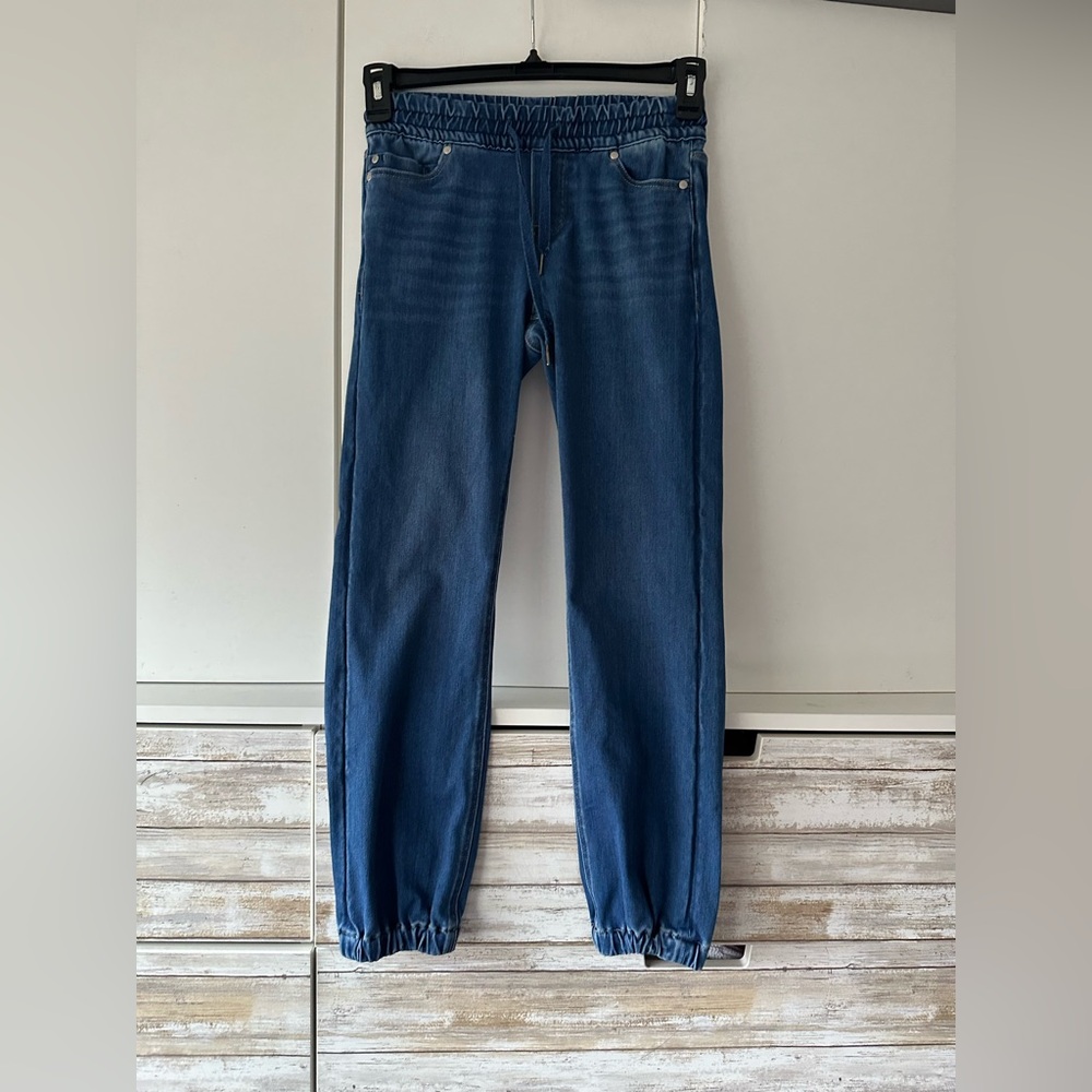 Liverpool Los Angeles Denim Jogger Jeans – XS – Elastic Waist – Tapered Leg 👖✨